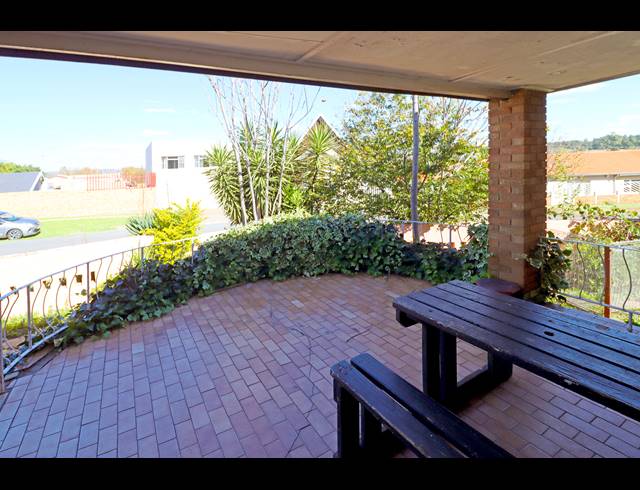 4 BEDROOM HOUSE FOR SALE IN BOSMONT